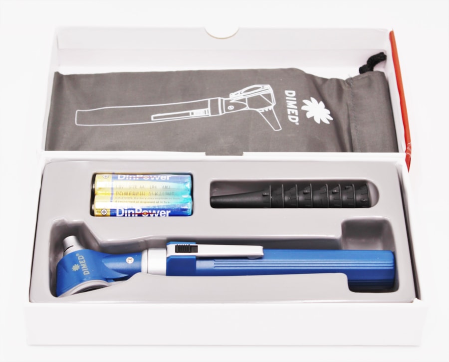Otoscop cu lumina standard, Xenon - DMV540B Moretti 2